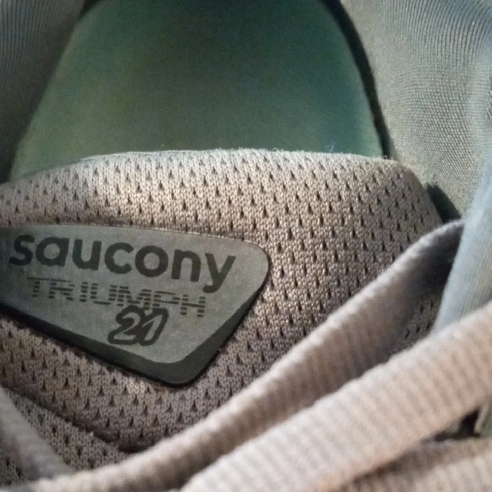 Saucony Triumph 21 Gravel Aqua Athletic Comfort Running Shoes - Picture 5 of 16